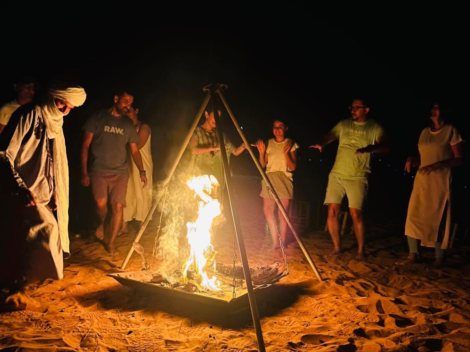 Camp Under Stars (Adults Only) Мерзуга Экстерьер фото